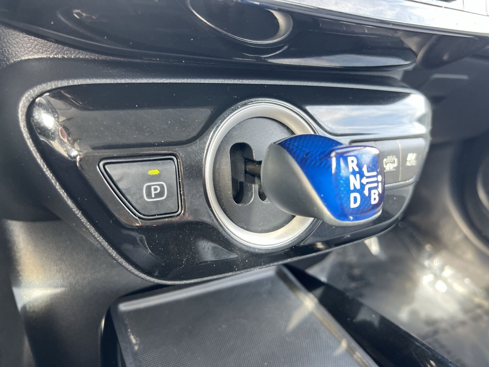 Used 2021 Toyota Prius Prime LE FWD image 20