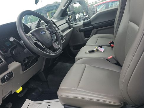 Used 2019 Ford F250 XL w/ XL Value Package RWD image 6