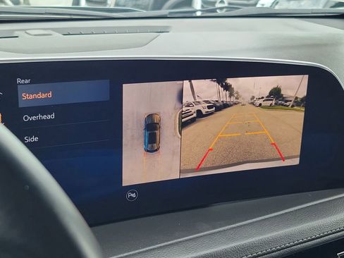 Used 2025 Cadillac XT4 Premium Luxury FWD image 34
