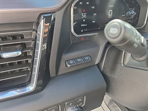 Used 2026 GMC Sierra 3500 Denali Ultimate AWD/4WD image 35