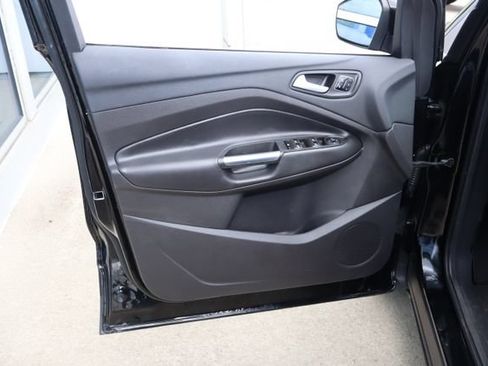 Used 2017 Ford Escape Titanium FWD image 13