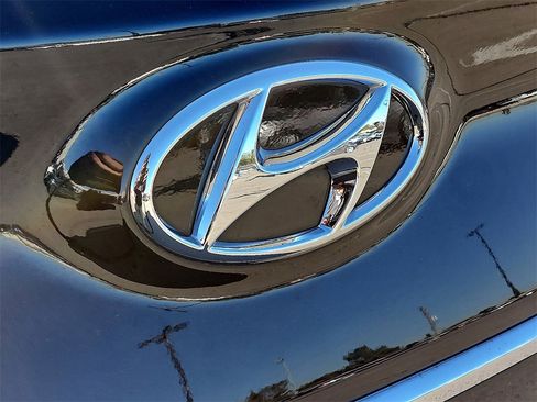 Used 2021 Hyundai Kona Ultimate w/ Cargo Package image 14