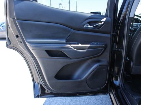 Used 2021 GMC Acadia SLT w/ Preferred Package FWD image 33