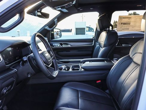 New 2026 Jeep Grand Wagoneer Summit AWD/4WD image 21