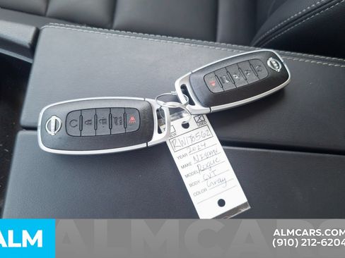 Used 2024 Nissan Rogue SL w/ SL Premium Package AWD/4WD image 17
