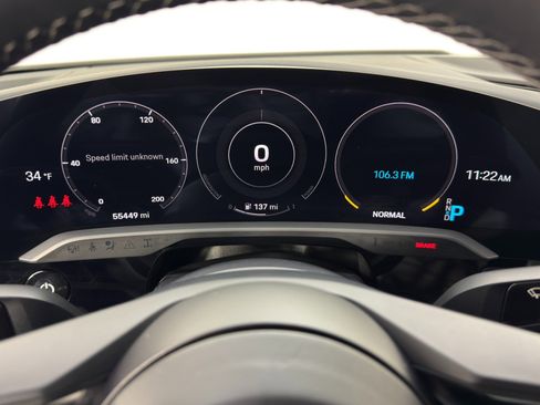 Used 2020 Porsche Taycan 4S image 20