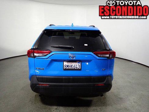 Certified 2019 Toyota RAV4 LE w/ Carpet Mat Package FWD image 4
