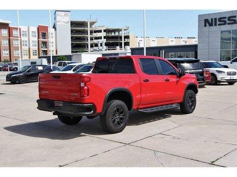 Used 2024 Chevrolet Silverado 1500 ZR2 w/ Technology Package AWD/4WD image 5