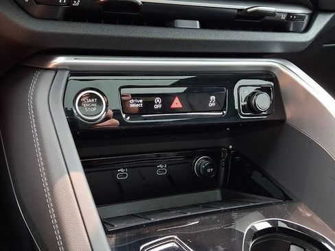 Certified 2025 Audi Q5 Premium Plus AWD/4WD image 16