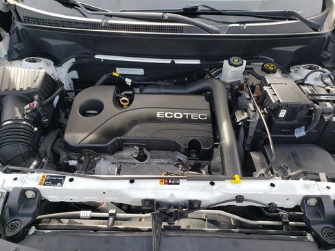 Used 2021 Chevrolet Equinox LT image 16