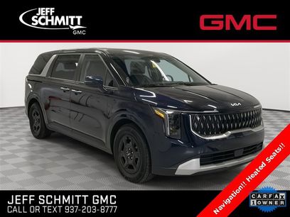 Used 2025 Kia Carnival