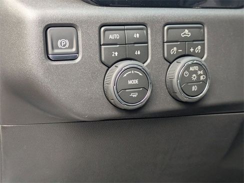 New 2026 Chevrolet Silverado 1500 LT Trail Boss w/ Convenience Package II image 13