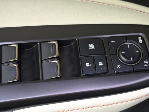 Used 2024 Lexus NX 350 AWD image 23