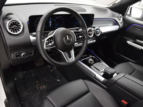 Used 2022 Mercedes-Benz GLB 250 4MATIC image 20