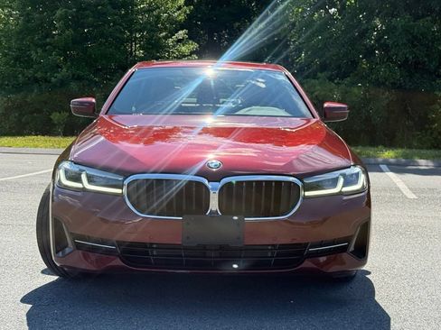 Used 2023 BMW 530i xDrive w/ Convenience Package AWD/4WD image 9