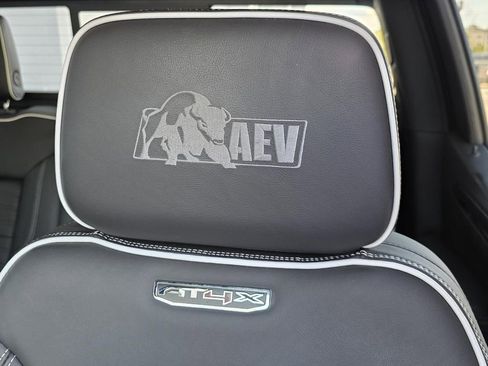 Used 2024 GMC Sierra 1500 AT4X w/ AT4X AEV Edition AWD/4WD image 8