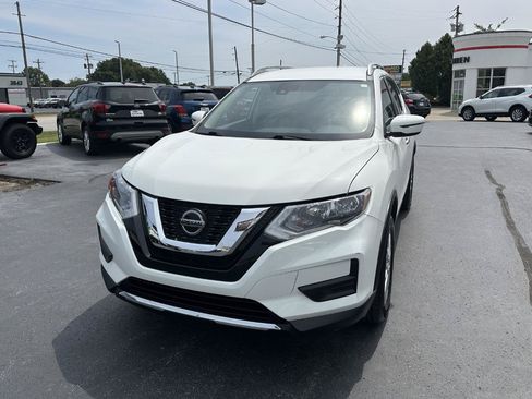 Used 2019 Nissan Rogue S w/ Special Edition Package AWD/4WD image 6