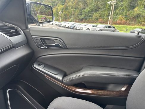 Used 2019 Chevrolet Tahoe LS image 24