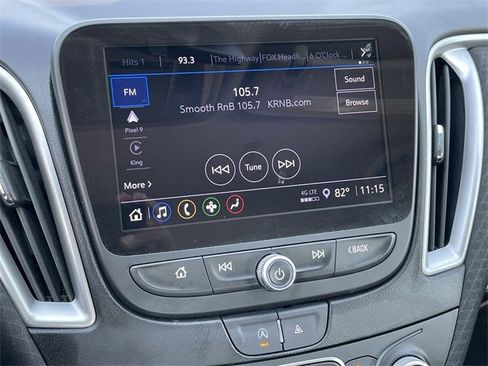 Used 2023 Chevrolet Malibu LT image 17
