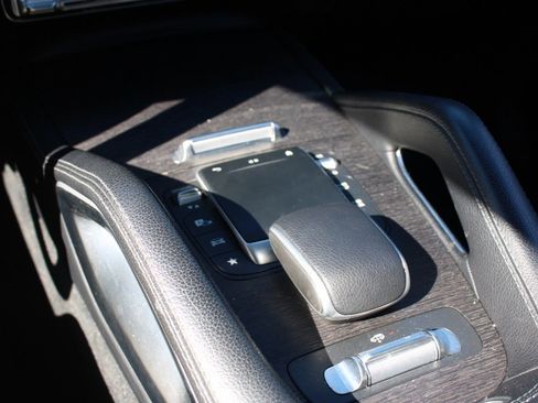 Certified 2022 Mercedes-Benz GLS 450 4MATIC w/ AMG Line Exterior image 19