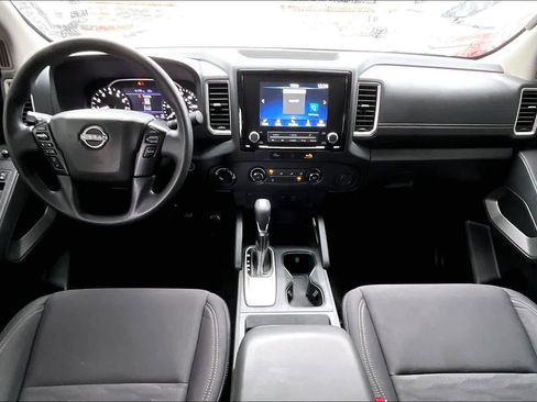 Certified 2023 Nissan Frontier SV w/ Tow Package image 14