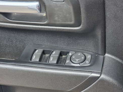 Used 2024 Chevrolet Silverado 2500 Custom w/ Custom Value Package AWD/4WD image 17