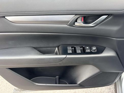 Used 2019 MAZDA CX-5 Touring FWD image 23
