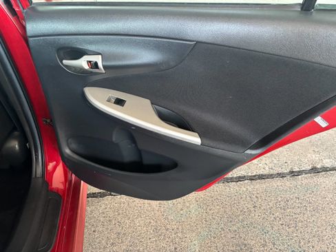 Used 2010 Toyota Corolla S FWD image 22