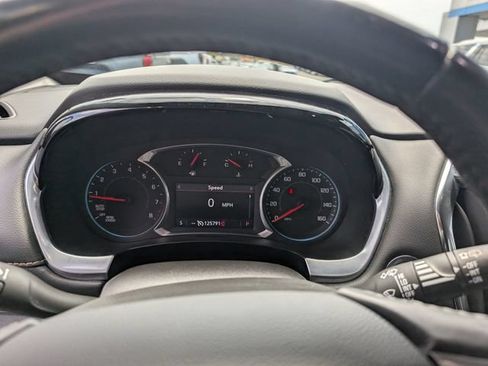 Used 2021 Chevrolet Traverse LT FWD image 18