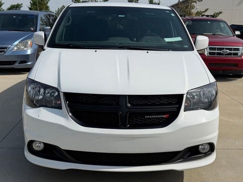 Used 2020 Dodge Grand Caravan SE FWD image 8