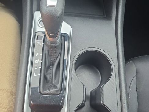 Used 2025 Nissan Altima 2.5 SV FWD image 26
