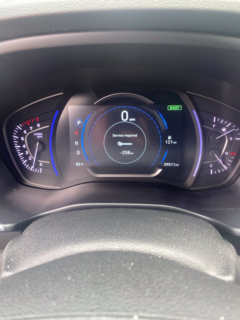 Used 2020 Hyundai Santa Fe Limited w/ Cargo Package FWD image 7
