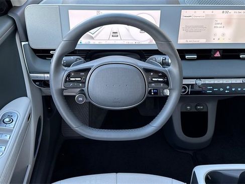 Used 2024 Hyundai Ioniq 5 Limited image 19