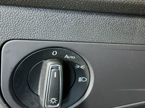 Used 2024 Volkswagen Tiguan Wolfsburg Edition image 17