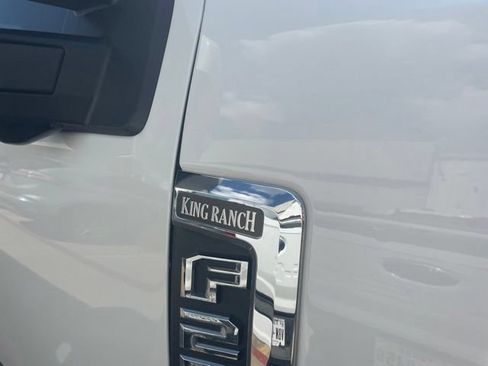 Used 2022 Ford F250 King Ranch w/ King Ranch Ultimate Package AWD/4WD image 8