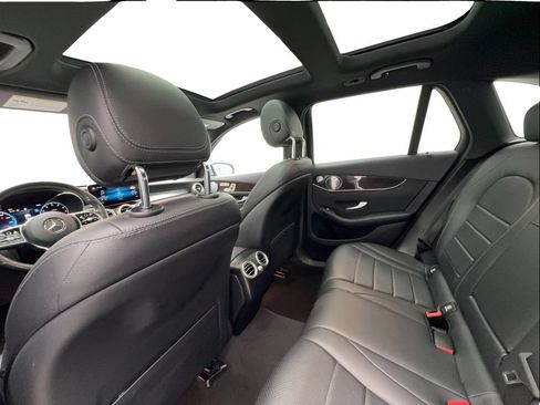 Used 2020 Mercedes-Benz GLC 300 4MATIC image 24
