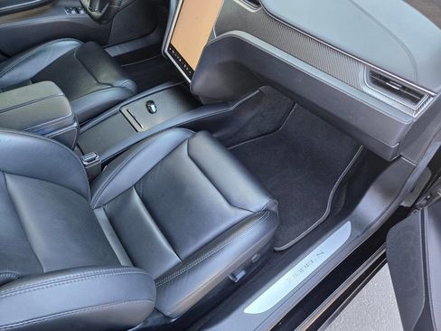 Used 2019 Tesla Model S Performance image 26