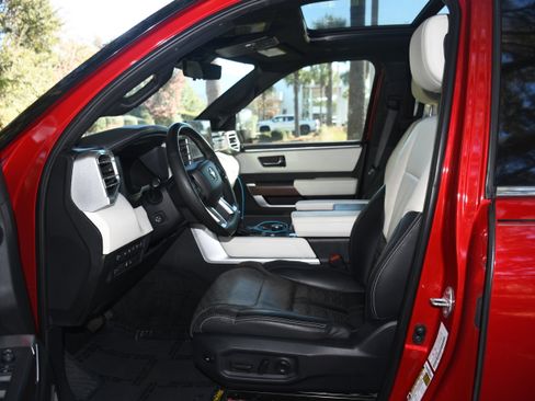 Used 2023 Toyota Tundra Capstone image 8