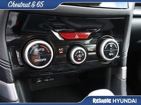 Used 2023 Subaru Forester Premium AWD/4WD image 39