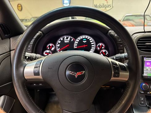 Used 2011 Chevrolet Corvette Z06 RWD image 17
