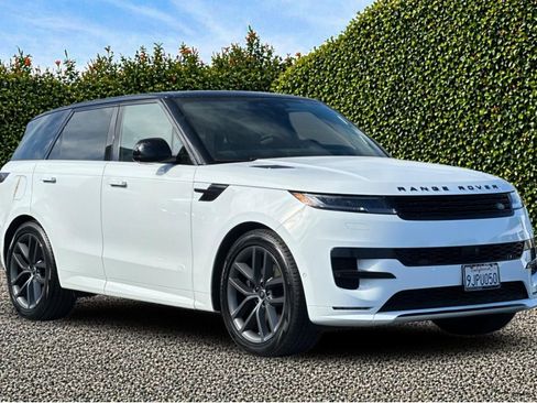 Used 2024 Land Rover Range Rover Sport Dynamic SE AWD/4WD image 8