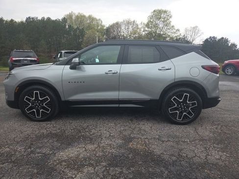 Certified 2024 Chevrolet Blazer RS w/ Driver Confidence II Package AWD/4WD image 9