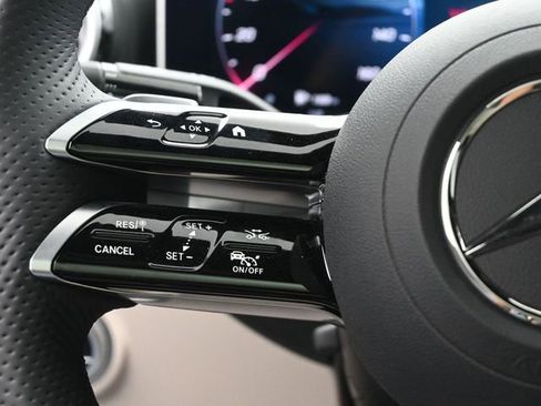 New 2024 Mercedes-Benz CLE 300 4MATIC Coupe image 2