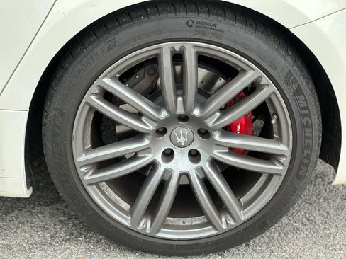 Used 2018 Maserati Ghibli S GranLusso RWD image 26