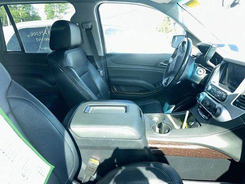 Used 2020 GMC Yukon SLE w/ Convenience Package RWD image 2