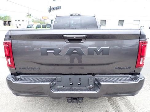 New 2026 RAM 3500 Laramie AWD/4WD image 4