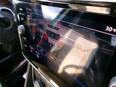 Used 2023 Volkswagen Atlas Cross Sport SE image 24