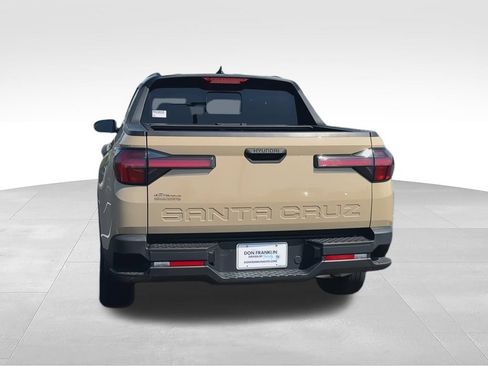 Used 2024 Hyundai Santa Cruz SEL w/ Activity Package FWD image 9
