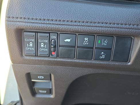 Used 2020 Honda Odyssey EX-L image 24