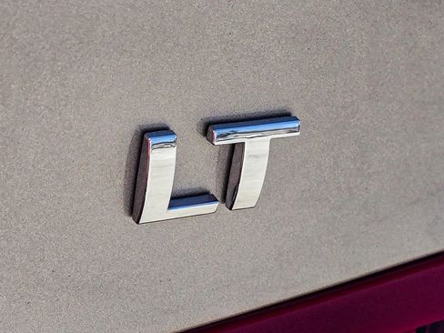 Used 2025 Chevrolet Malibu LT FWD image 8